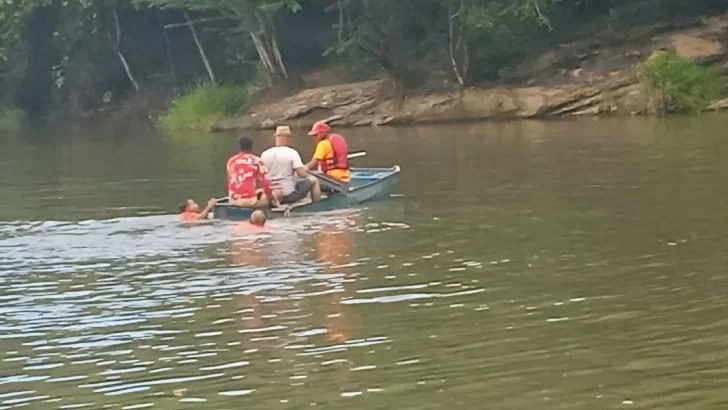 Defensa Civil recupera cuerpo joven había desaparecido en balneario del río Yaque