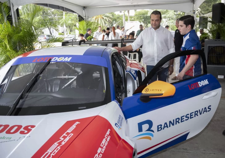 Banreservas organiza encuentro con Jimmy Llibre previo al GT Challenge