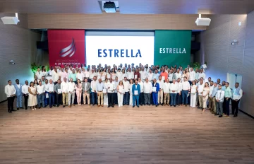 Grupo Estrella reconoce a colaboradores por años de servicio