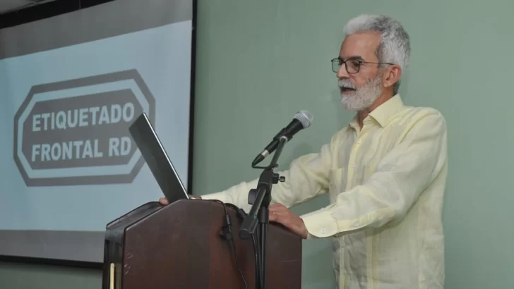 Periodistas de la salud participan en conversatorio sobre etiquetado en productos de nutrición