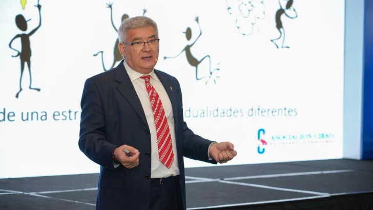 Experto llama a la comunidad periodística a elevar el valor de la ética y la credibilidad Experto llama a la comunidad periodística a elevar el valor de la ética y la credibilidad