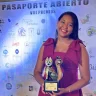 Karla Alcántara, de Acento, gana premio Pasaporte Abierto 2024