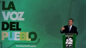 Leonel no cede su liderazgo y vuelve este lunes con La Voz del Pueblo