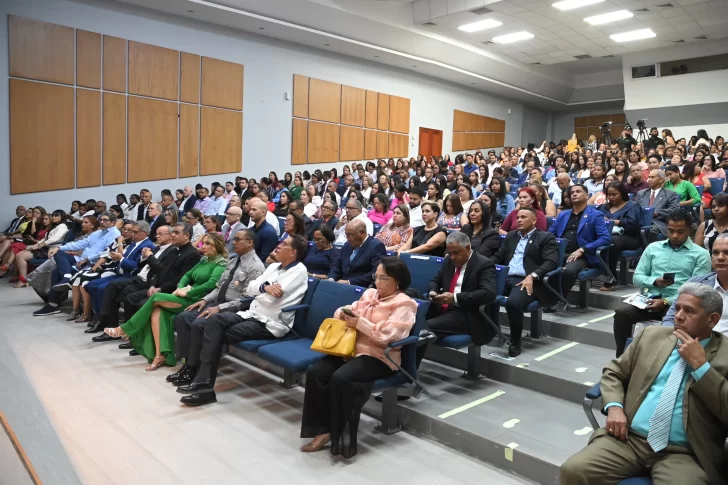 UCNE y Centro Siglo XXI auspician VII Congreso Internacional de Medicina Integral