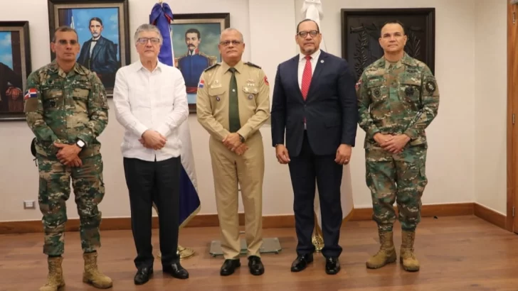 Fortalecen colaboración a favor de cárceles en fortalezas del Ejército