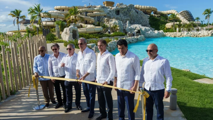 Abinader inaugura el Dorado Water Park en Cap Cana