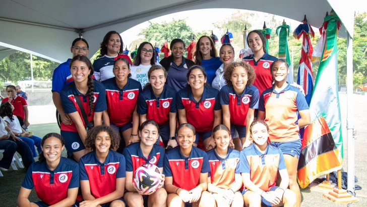 Alcaldía del DN impulsa fútbol femenino con Mundialito Sub-13