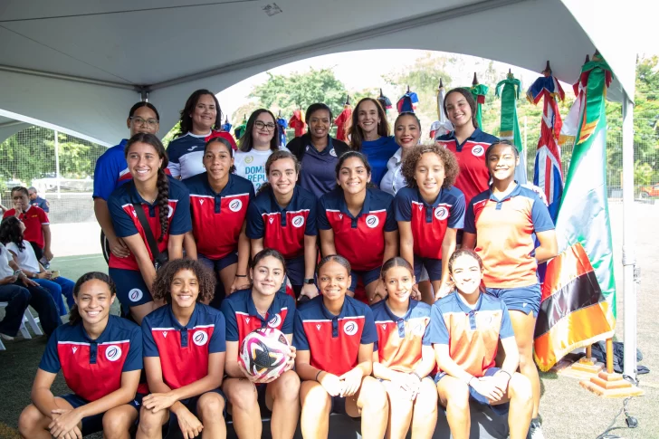 Alcaldía del DN impulsa fútbol femenino con Mundialito Sub-13