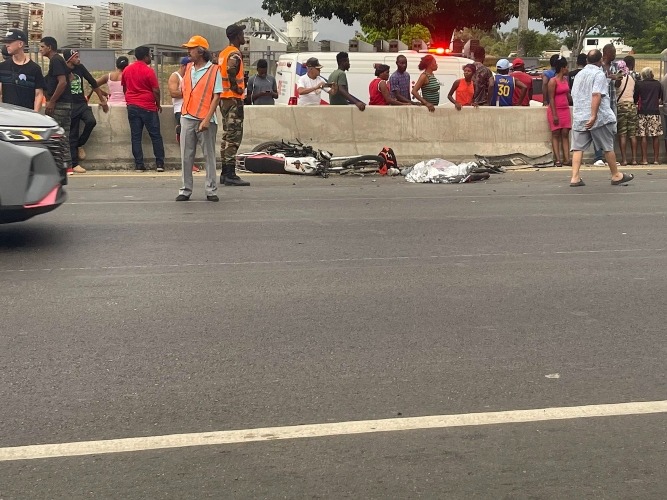 Tres muertos en un accidente de tránsito en la autopista Duarte