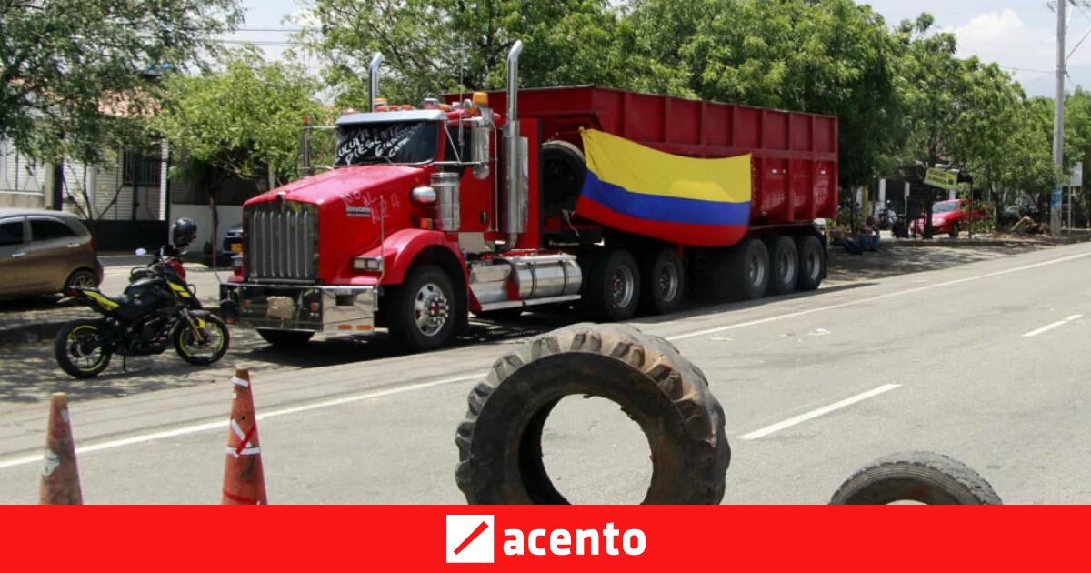 Aumenta el paro de transportistas contra el Gobierno de Colombia por el ...