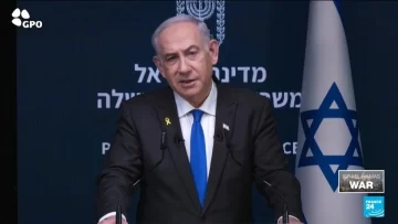 Israel dice que frustró un complot de asesinato y sigue bombardeando el sur del Líbano