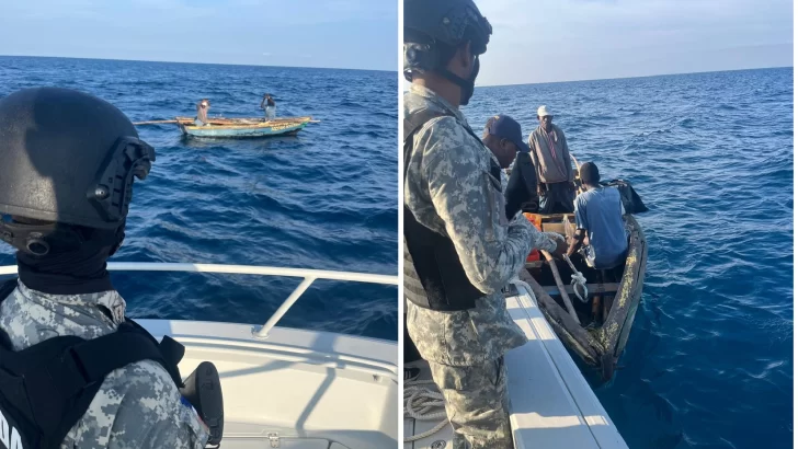 Cinco haitianos capturados en dos yolas por la Armada por pesca ilegal