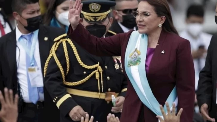 Presidenta de Honduras denuncia un 