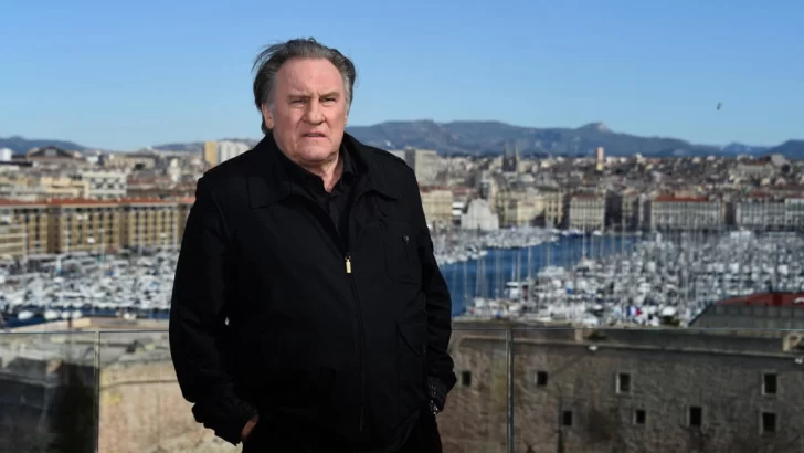 El actor Gérard Depardieu, ausente al inicio de su juicio por agresión sexual