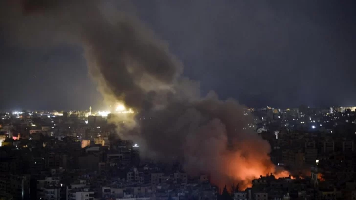 Al menos siete muertos deja un ataque israelí a un edificio residencial en Damasco