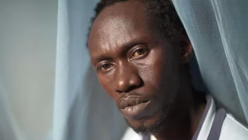 'Intentarlo o morir': la determinación de un hombre de llegar desde África a las Islas Canarias
