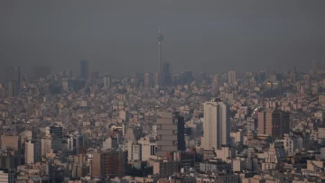 Israel lanza un ataque aéreo contra Irán y Teherán dice que tiene derecho a defenderse