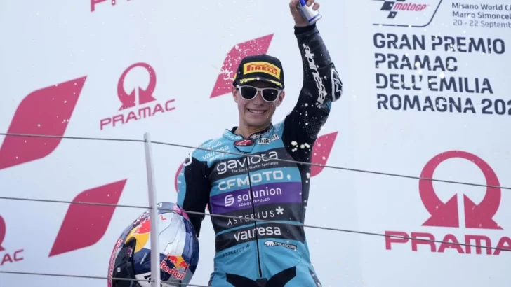 David Alonso, primer colombiano en ganar el campeonato mundial Moto3