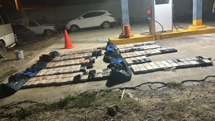 Apresan un hombre con 192 paquetes de presunta cocaína en Montecristi