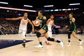 Lynx tumba a Suns en el quinto juego y se cita en la final con Liberty