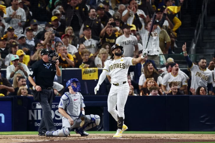 Los Padres gracias a Tatis Jr. dejan al borde del abismo a los Dodgers