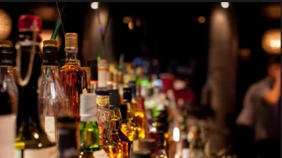 Mantienen prohibición a colmados de vender alcohol más allá de las 12 de la noche