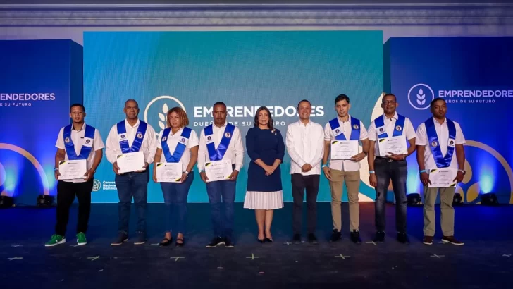 Cervecería gradúa 400 socios comerciales en “Emprendedores, Dueños de su Futuro”