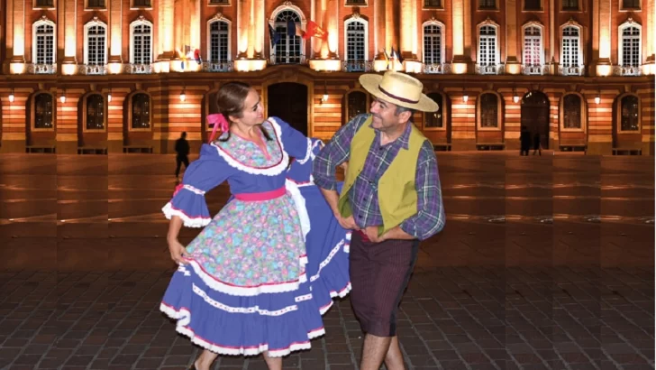 Teatro Nacional y calles de la Zona Colonial, escenarios del Ballet Folklórico de la Universidad de Chile