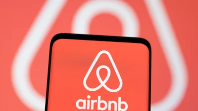 Airbnb gana 2.187 millones hasta octubre, un 57 % menos interanual