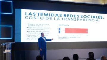 El-planteamiento-fue-hecho-por-el-periodista-y-consultor-Víctor-Bautista-durante-un-evento-de-la-Superintendencia-de-Bancos.-1-728x410