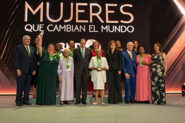 Banco BHD entrega Premio Mujeres que Cambian el Mundo