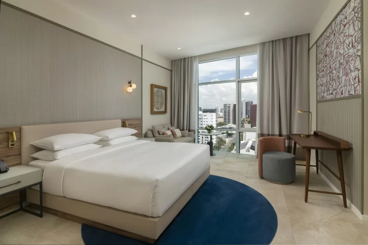 Hyatt-Centric-abre-sus-puertas-en-Santo-Domingo-1-728x485