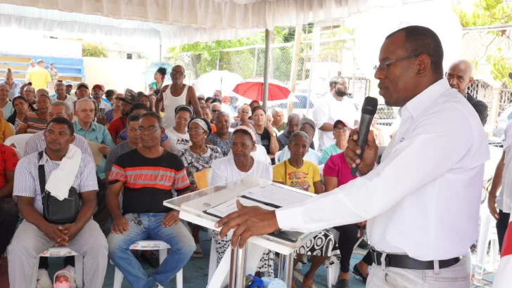 Gobierno empieza la titulación de terrenos en Santo Domingo Oeste y en Los Alcarrizos