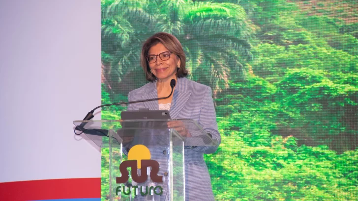 Emisiones globales de CO2 alcanzaron nuevo récord, advierte expresidenta de Costa Rica