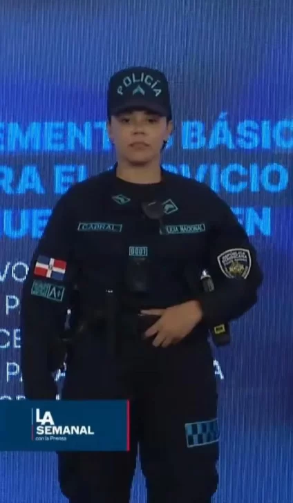 POLICIA-7-424x728