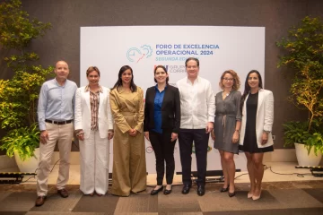 PRINCIPAL-Leonardo-Guerrero-Isis-Abreu-Gloria-Matias-Andrea-Moscoso-Manuel-Corripio-Maria-Andrea-Galindo-y-Carolina-Arias-1-728x486