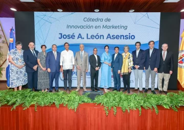 PUCMM y León Jimenes abren la Cátedra de Innovación en Marketing José A. León Asensio