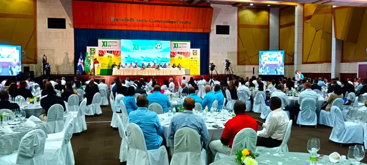 Panoramica-de-los-congresos-cooperativos-que-se-desarrollan-en-Punta-Cana.-728x328