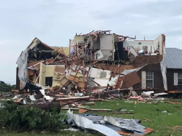 Múltiples muertos por tornado en hogar de adultos cuando esperaban a Milton