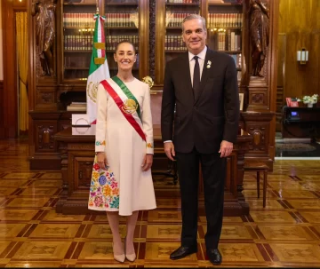 Izquierdista Claudia Sheinbaum asume como primera presidenta de México