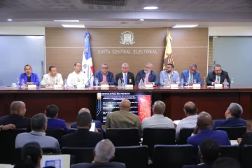 JCE presenta estatus del proyecto para la renovación de la cédula