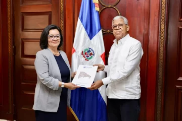 Presenta Cartas Credenciales al MIREX la nueva titular de la ONU en el país