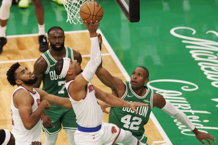 Los Celtics regresan a lo grande y aplastan a los Knicks con récord de 29 triples