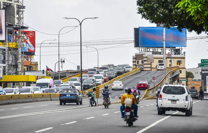 A partir de este lunes, Obras Públicas cerrará pasos a desnivel y puentes por mantenimiento