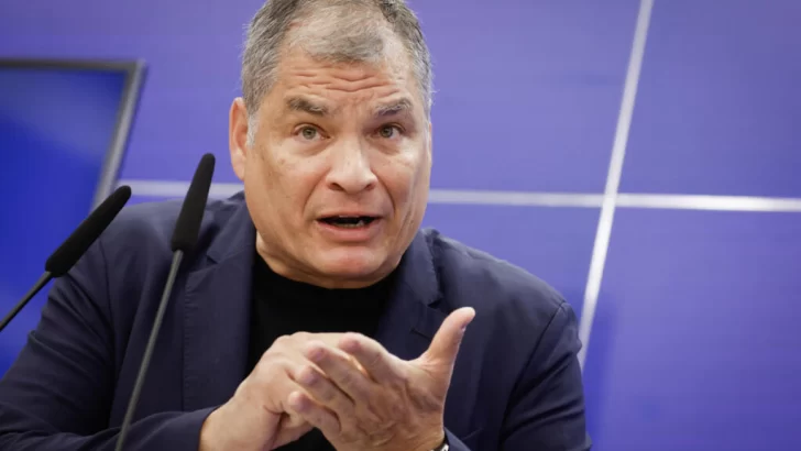 EEUU prohíbe la entrada al expresidente ecuatoriano Rafael Correa