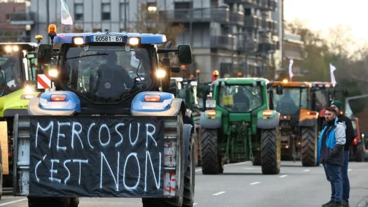 Diputados franceses debaten acuerdo con Mercosur en medio de protestas de agricultores