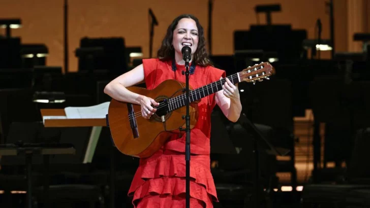 Natalia Lafourcade, la cantante latina con más Grammys en la historia: 'Pensé que tenía que cantar en inglés para ser exitosa y en vez de eso conecté con las músicas tradicionales'