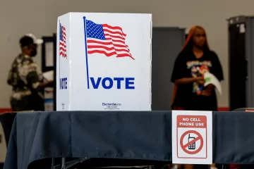 Kamala Harris y Donald Trump comienzan reñido último fin de semana de campaña