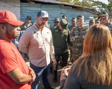 Otorgan plazo de 15 días para desalojar área protegida de la bahía Luperón