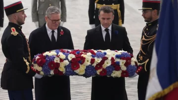 Macron y Starmer conmemoran el Día del Armisticio, en una muestra de solidaridad europea